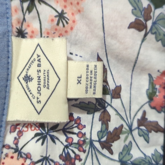 Floral long sleeve st johns bay button up - Picture 4 of 4